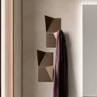 Alisea Three-Color Metal Wall Coat Rack with Slanted Detail Viadurini