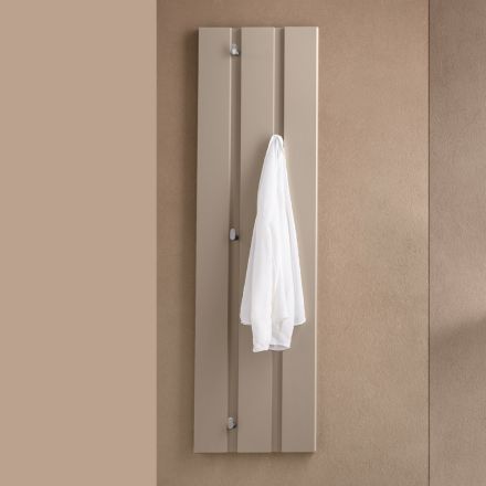 Wall-mounted coat rack in lacquered melamine with five metal hooks - Lunis Viadurini