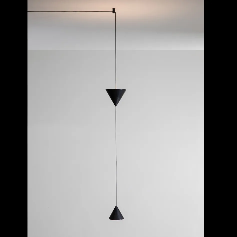 Wall Lamp in Black Aluminum and Double Cone Minimal Design - Mercado Viadurini