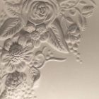 Wall Applique in Matt White Ceramic Design with Decorative Flowers - Fluxo Viadurini