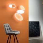 LED Wall Lamp with White or Gold Metal Structure - Raissa Viadurini