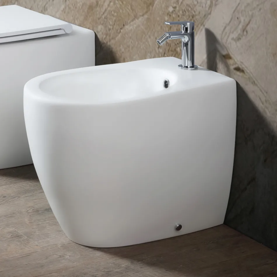 Aster Floor-Mounted Bidet in Matt Ceramic in Two Colors and a Modern Design Viadurini