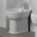 Single-Hole Floor-Mounted Bidet in White Ceramic with a Classic Design - Silica