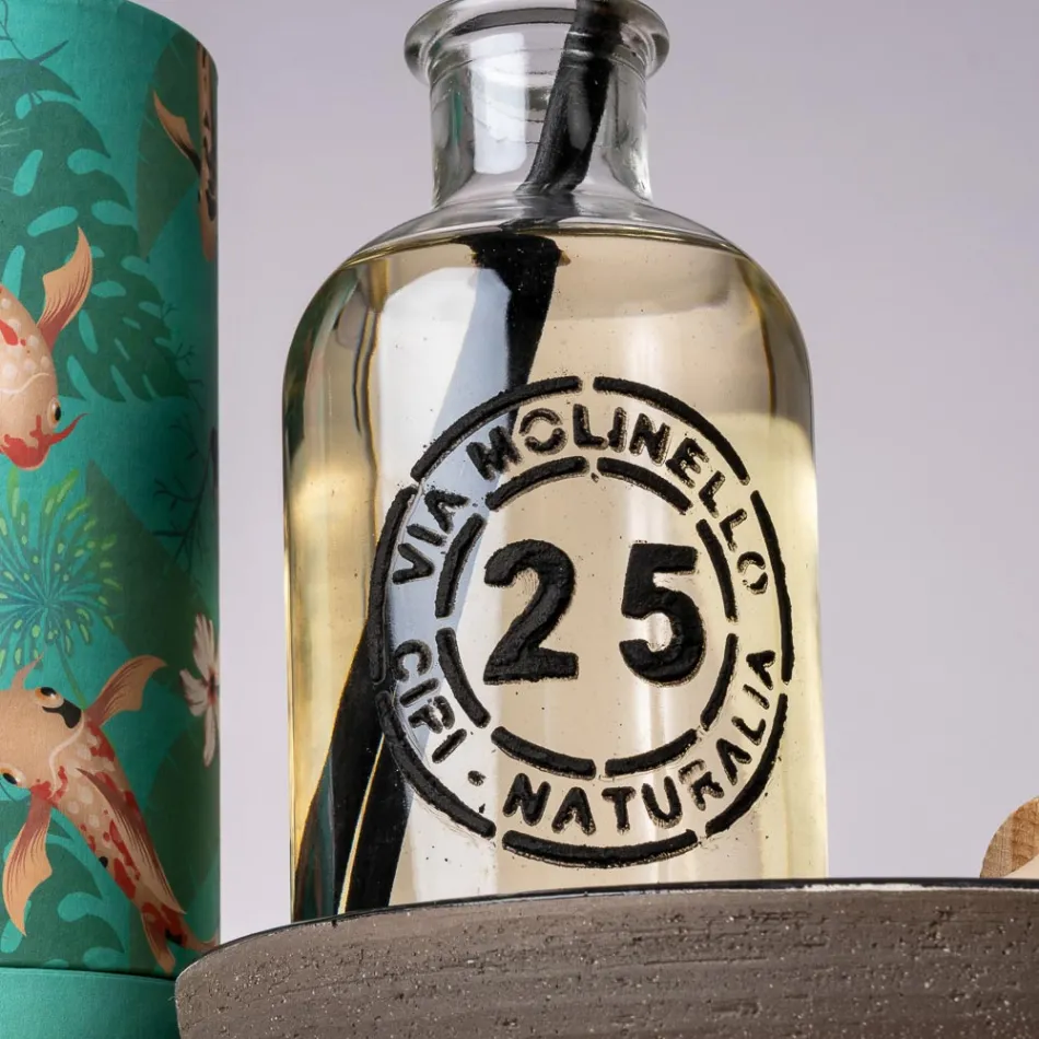 Gray Design Bathroom Composition Complete with Enameled Accessories - Georges Viadurini