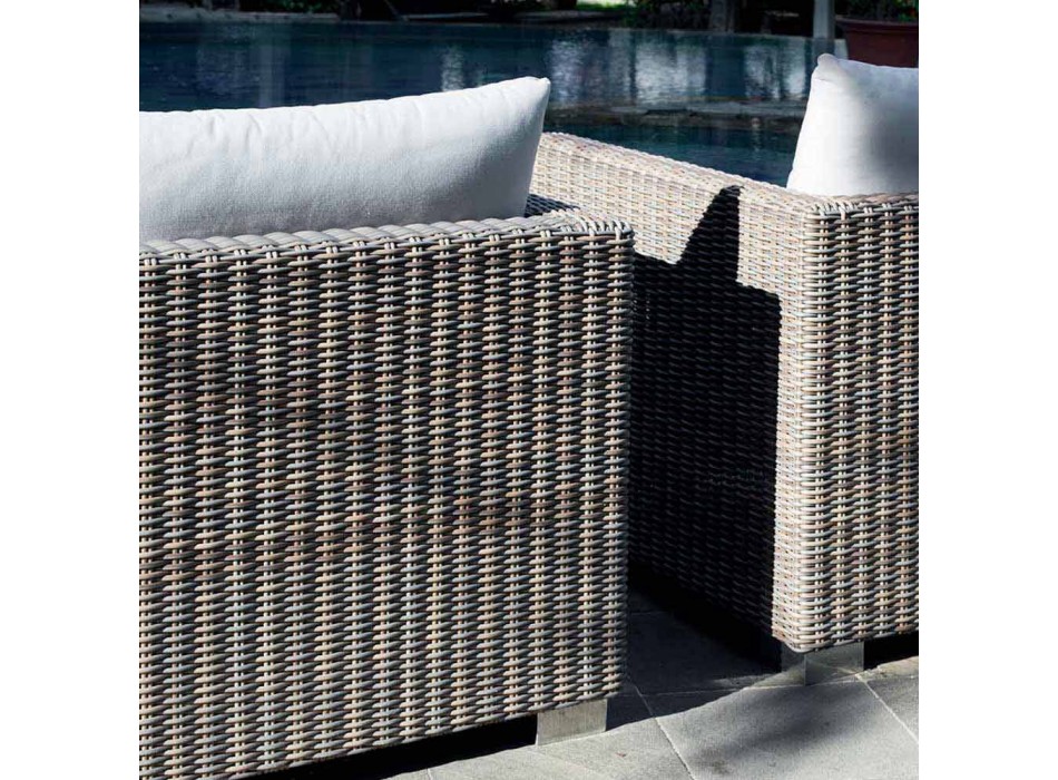 Outdoor seating composition with hand-woven structure Rita Viadurini
