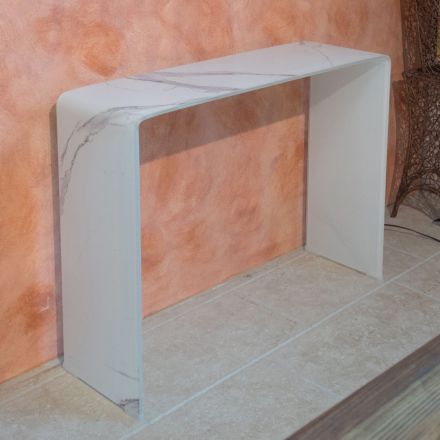 10mm Tempered Curved Glass Console Table with Marble Effect - Agordo Viadurini