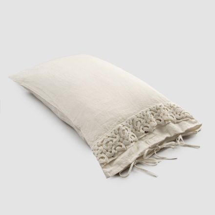 Linen Pillowcase with Poema Lace and Butter or Black Laces Made in Italy - Masone Viadurini