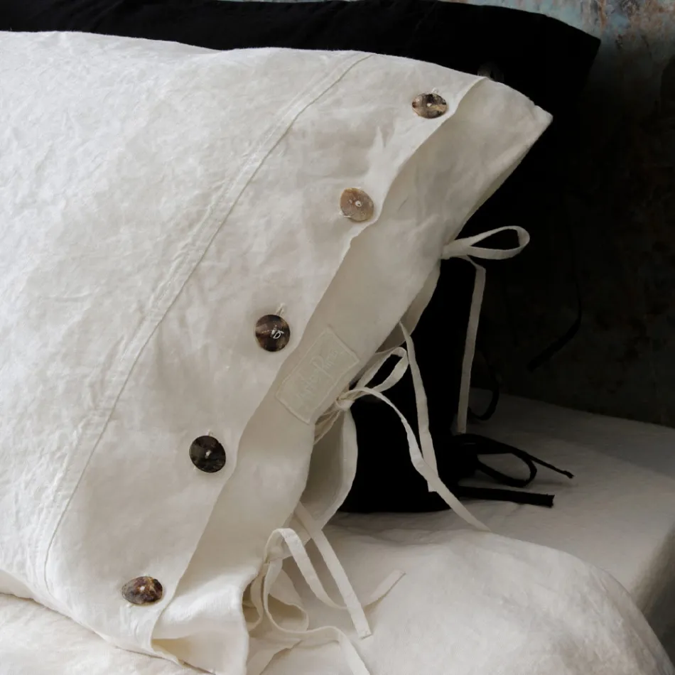 Rectangular Bed Pillowcase in White or Black Linen with Buttons and Laces - Agora Viadurini