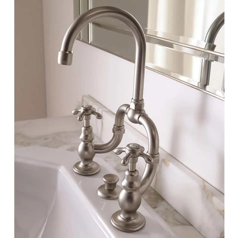 Vintage Mixer Group for Bridge Basin in Brass Made in Italy - Klarisa Viadurini