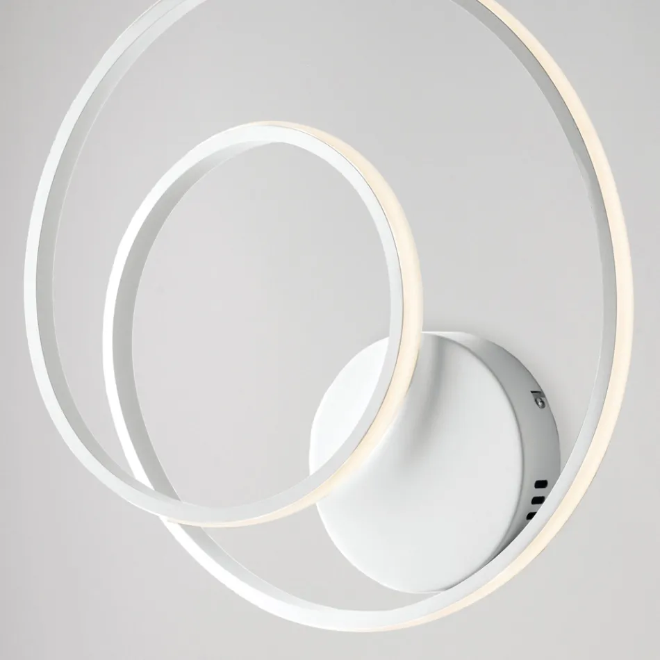 Made in Italy glass and metal lighting to create elegant atmospheres – Hubble Viadurini