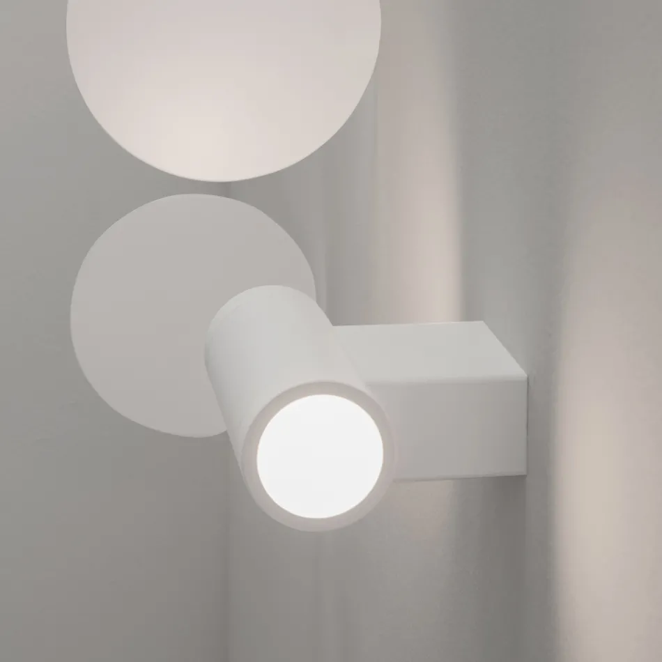 Design Outdoor Wall Lamp in White or Black Aluminum - Leopida Viadurini