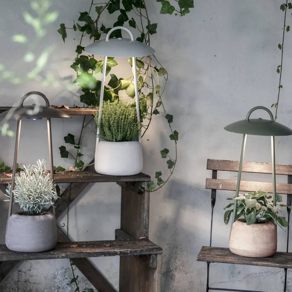 Outdoor Lamp with Planter in Clay, Aluminum and Brass - Cappello Viadurini