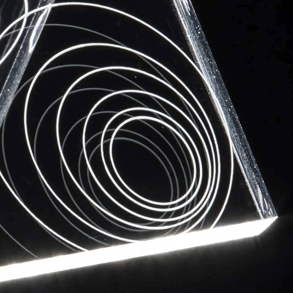 Table Lamp Led Crystal Acrylic Folded Laser Decor - Possett Viadurini