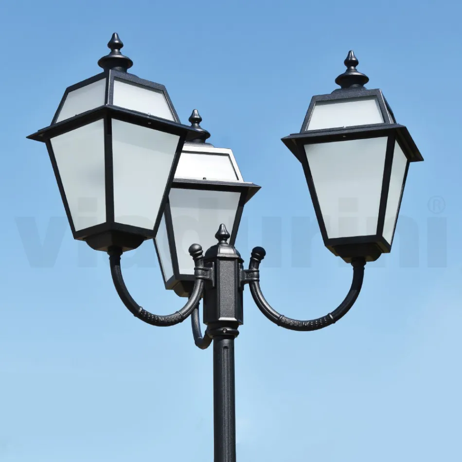 Vintage Lamppost with 3 Lights in Aluminum and Glass Made in Italy - Vivian Viadurini