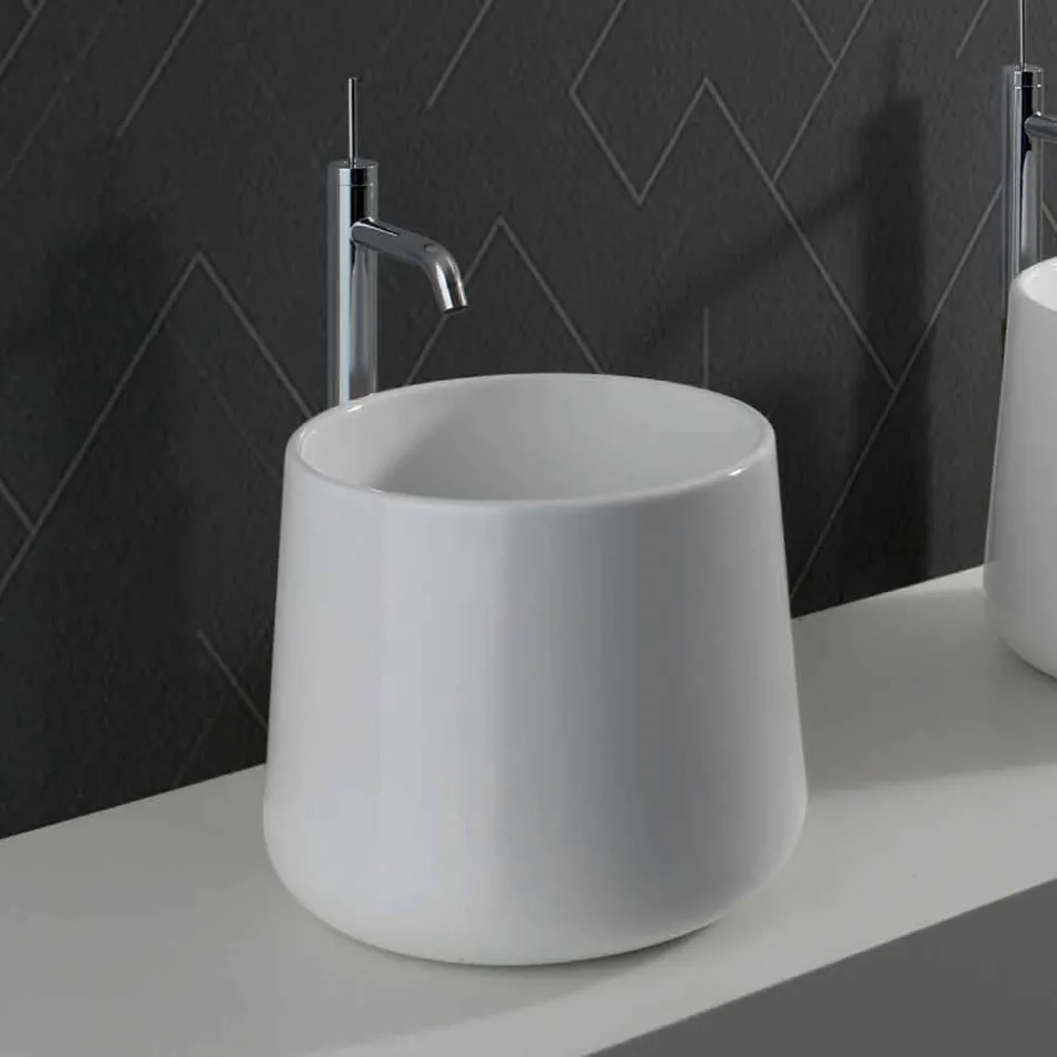 Round Countertop Washbasin in White or Colored Oliena Ceramic Viadurini