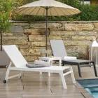 Outdoor Lounger Made of Aluminum and Textilene with 2 Wheels - Costume Viadurini