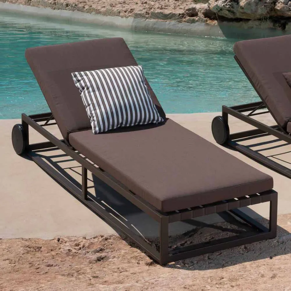 Garden Sun Lounger in Aluminum, Wheels and Reclining Backrest - Julie Viadurini