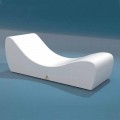 White outdoor lounge chair Onda by Trona, made of marine faux leather
