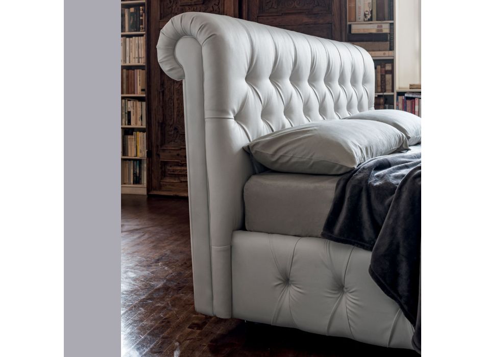 Double bed with capitonné padding and wooden feet - Briosco Viadurini