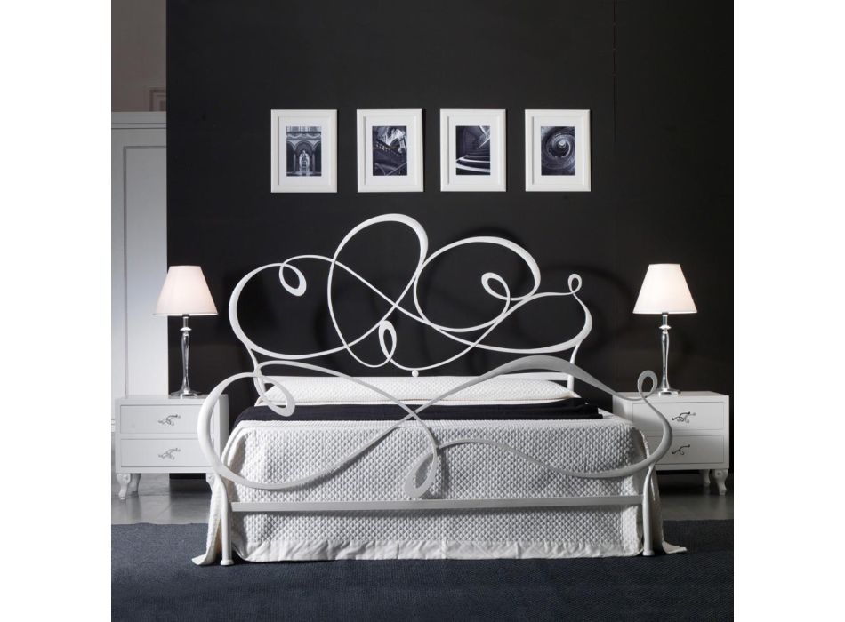 Double bed with matching footboard, mattress and 2 bedside tables - Nebbia Viadurini