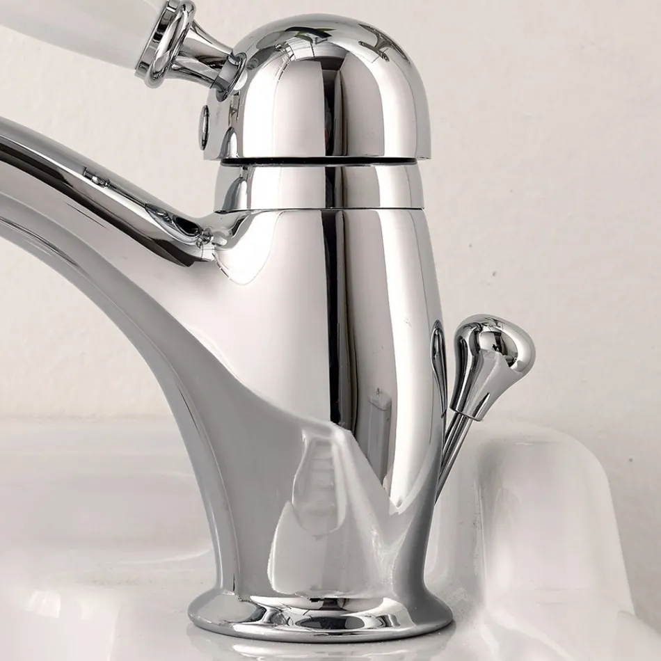 Classic Style Handmade Brass Basin Mixer with Lever - Noriana Viadurini