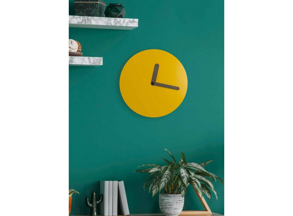 Modern Wall Clock in Ocher Wood Round Design Made in Italy - Amalthea Viadurini