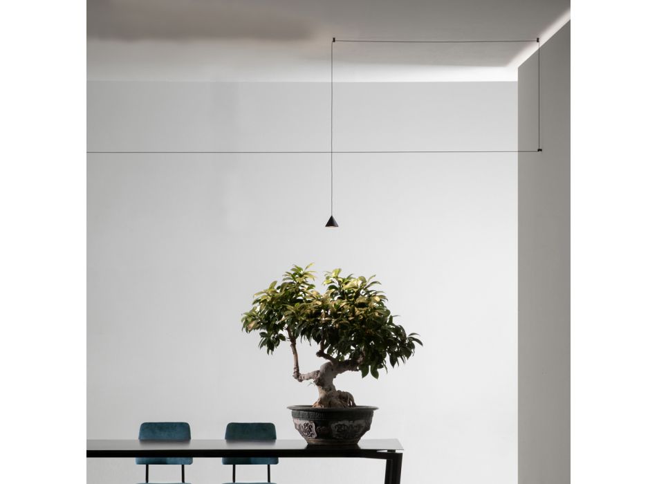 Wire Floor Lamp in Black Aluminum and Small Cone Minimal Design - Mercado Viadurini