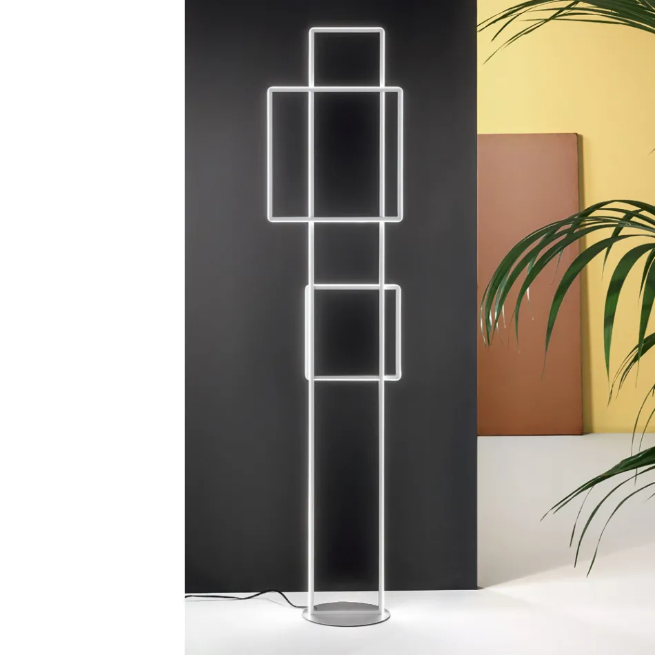 Design LED floor lamp in Gold or Silver Painted Metal - Formal Viadurini