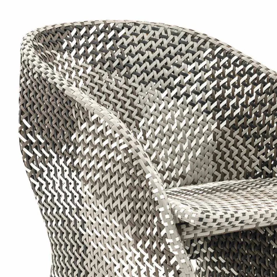 Garden armchair in colored braided synthetic fiber - Maat by Varaschin Viadurini