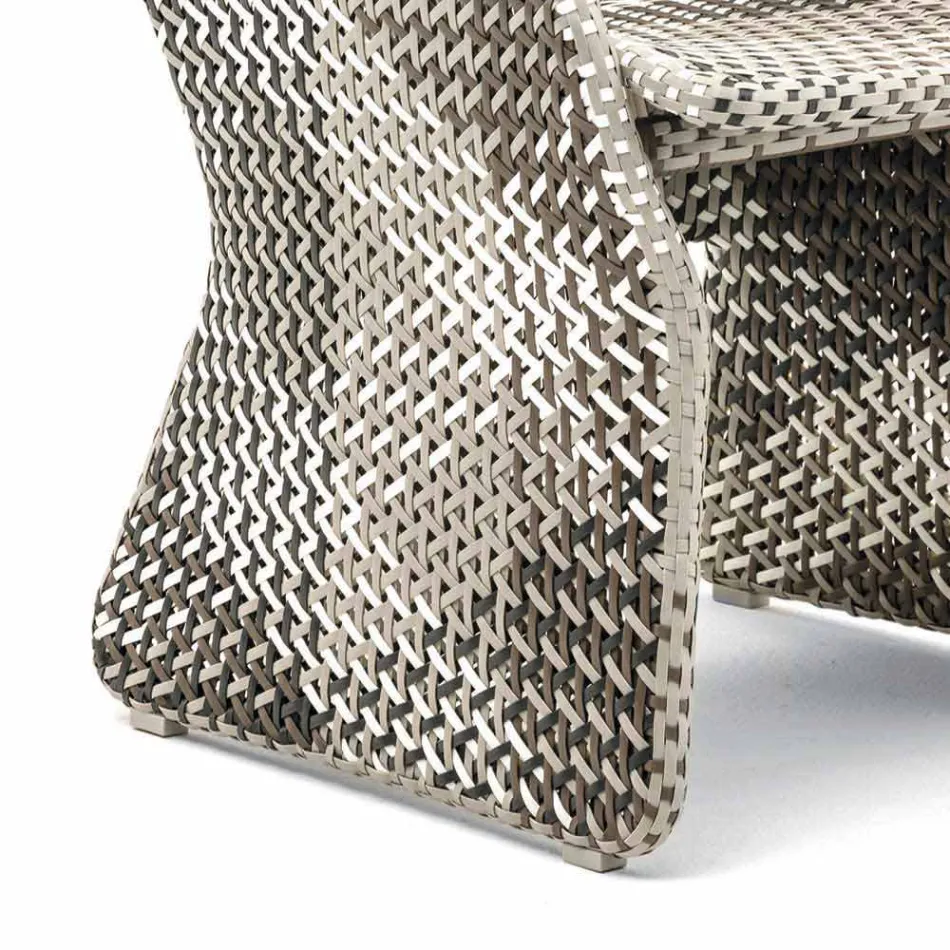 Garden armchair in colored braided synthetic fiber - Maat by Varaschin Viadurini