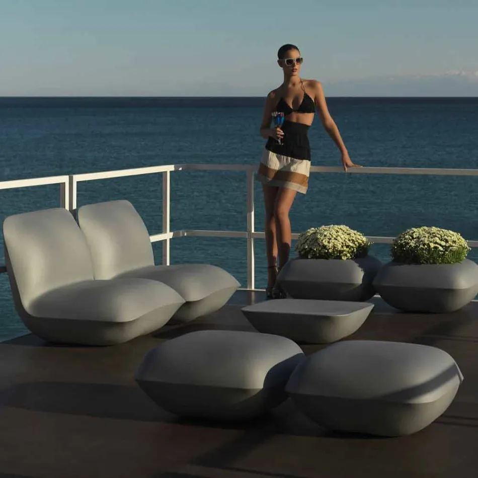 Pillow by Vondom design outdoor pouf in polyethylene. 67x67 cm Viadurini