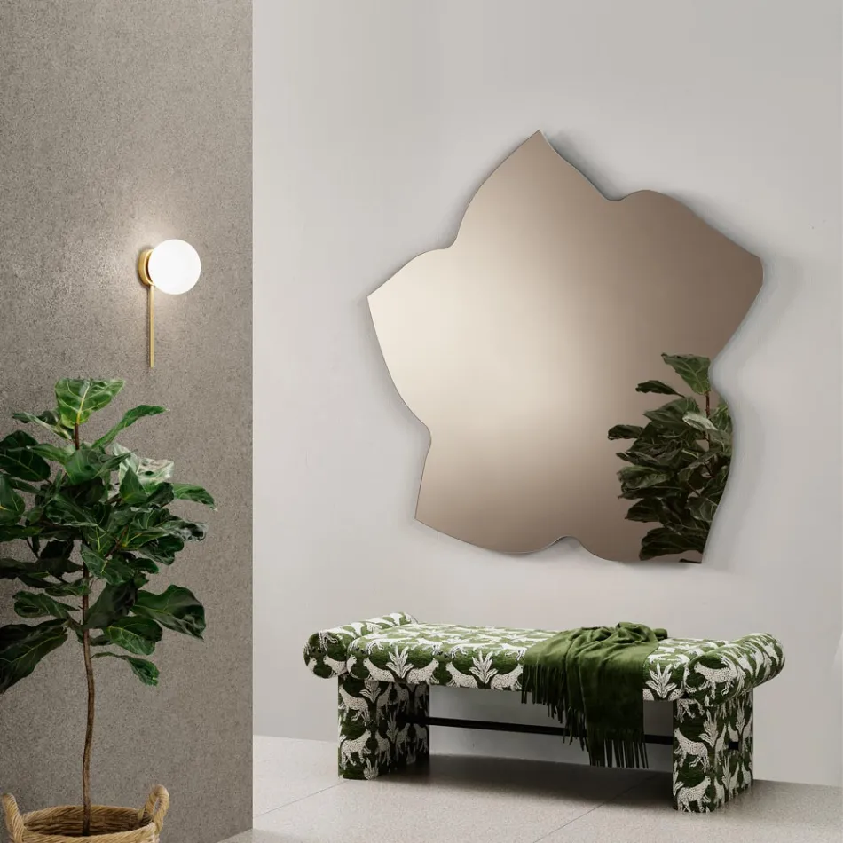 Leaf-Shaped Mirror in Two Sizes and Colors Made in Italy - Levian Viadurini