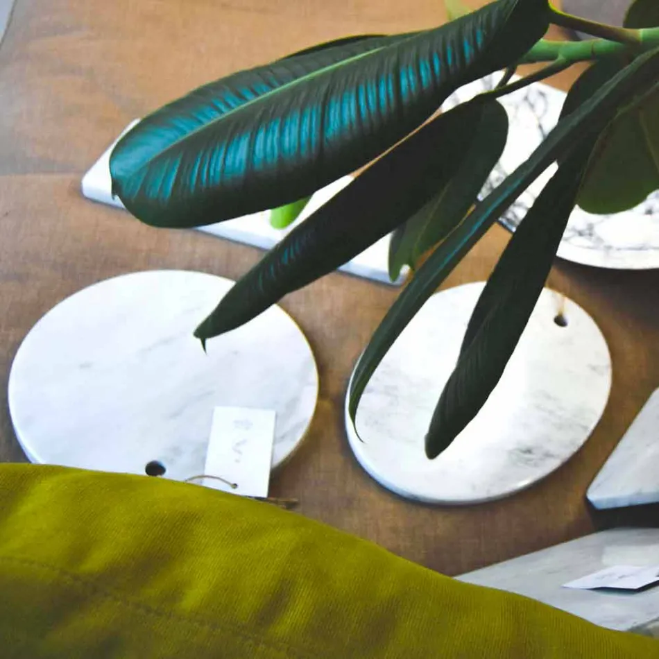 Round Design White Carrara Marble Cutting Board Made in Italy - Masha Viadurini