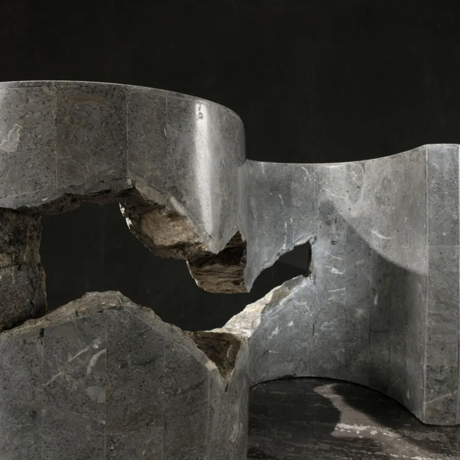 Tempered Glass Coffee Table with Fossil Stone Base - Jordan Viadurini