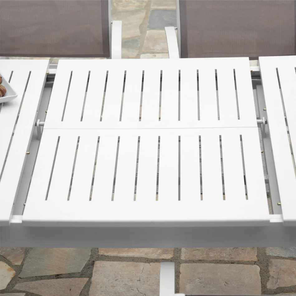 Extendable Garden Table in Aluminum with Slatted Top - Passport Viadurini