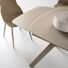 Extendable Table Up to 210 cm in Glass and Painted Metal - Naxos Viadurini
