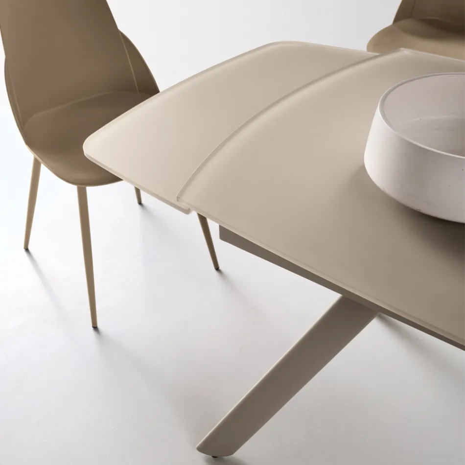 Extendable Table Up to 210 cm in Glass and Painted Metal - Naxos Viadurini