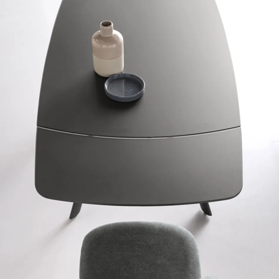 Extendable Table Up to 210 cm in Glass and Painted Metal - Naxos Viadurini