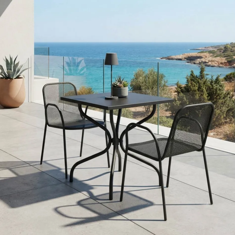 Lirion Outdoor Table in Painted Metal in Two Sizes Made in Italy Viadurini
