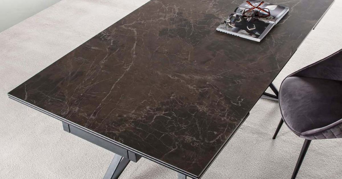 Extendable table to 240 cm in Ceramic Glass and Black Steel