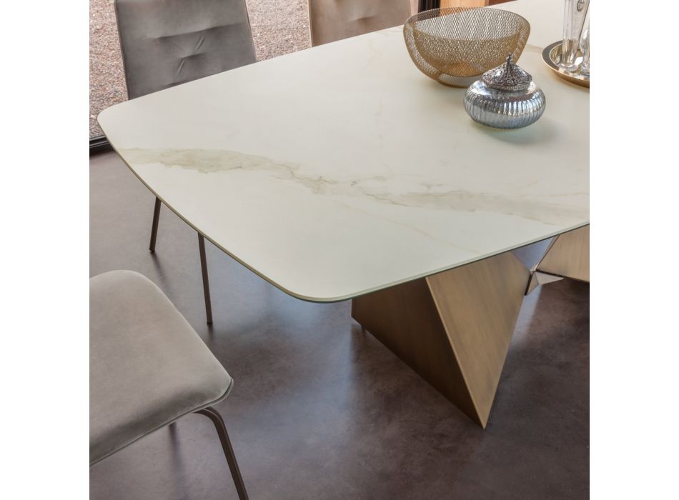 Dining Table in 3mm Ceramic and Metal Base Made in Italy - Peony Viadurini