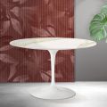 Saarinen Tulip Round Table H 74 cm in Florim Calacatta Gold Matt Ceramic - Scarlet