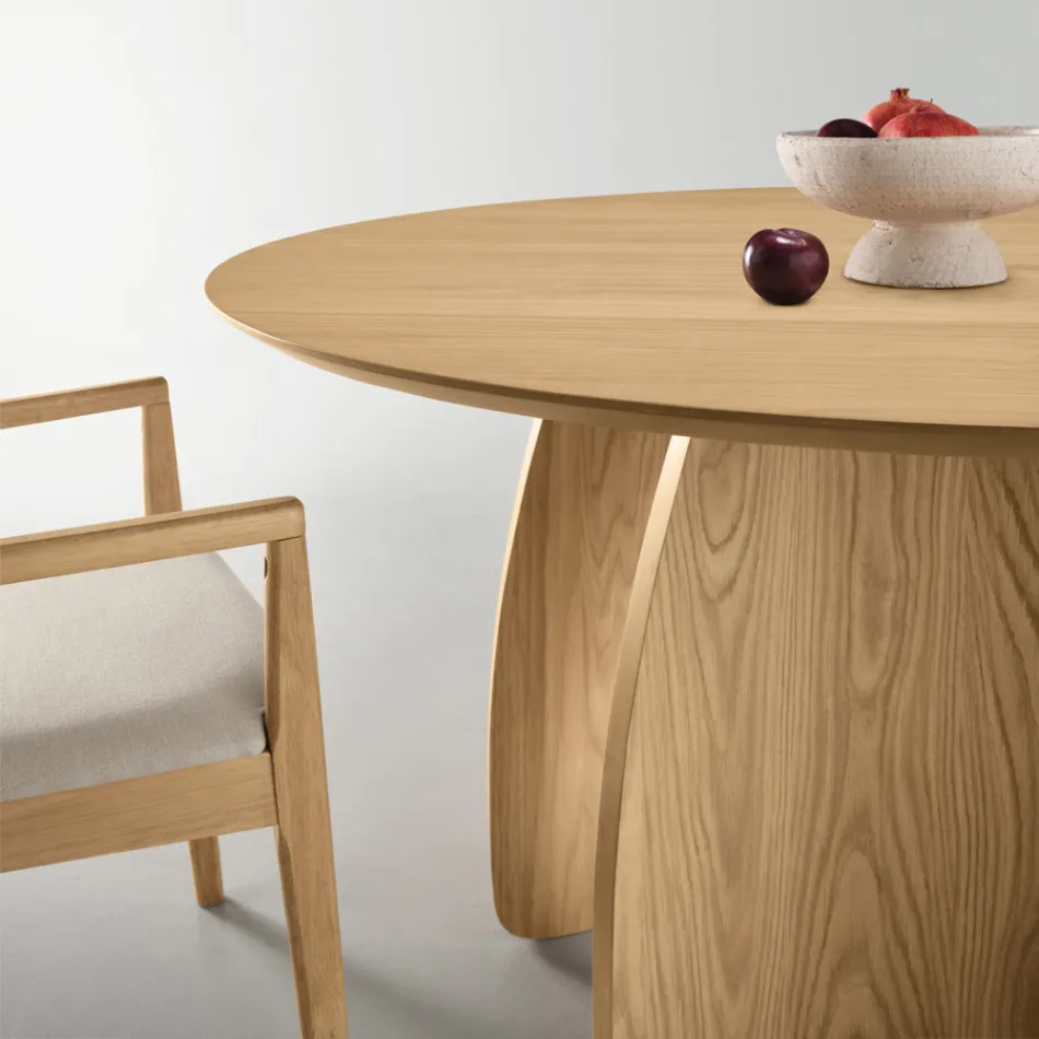 Round Six-Seater MDF Table in Three Colors with Curved Legs - Argo Viadurini
