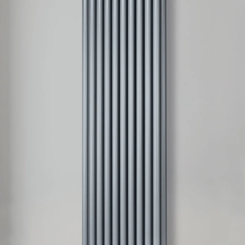 Hydraulic radiator with horizontal collectors and vertical pipes - Colomba Viadurini