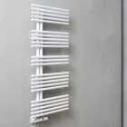 Modern Design Wall Mounted Towel Warmer Up to 690 W - Peacock Viadurini