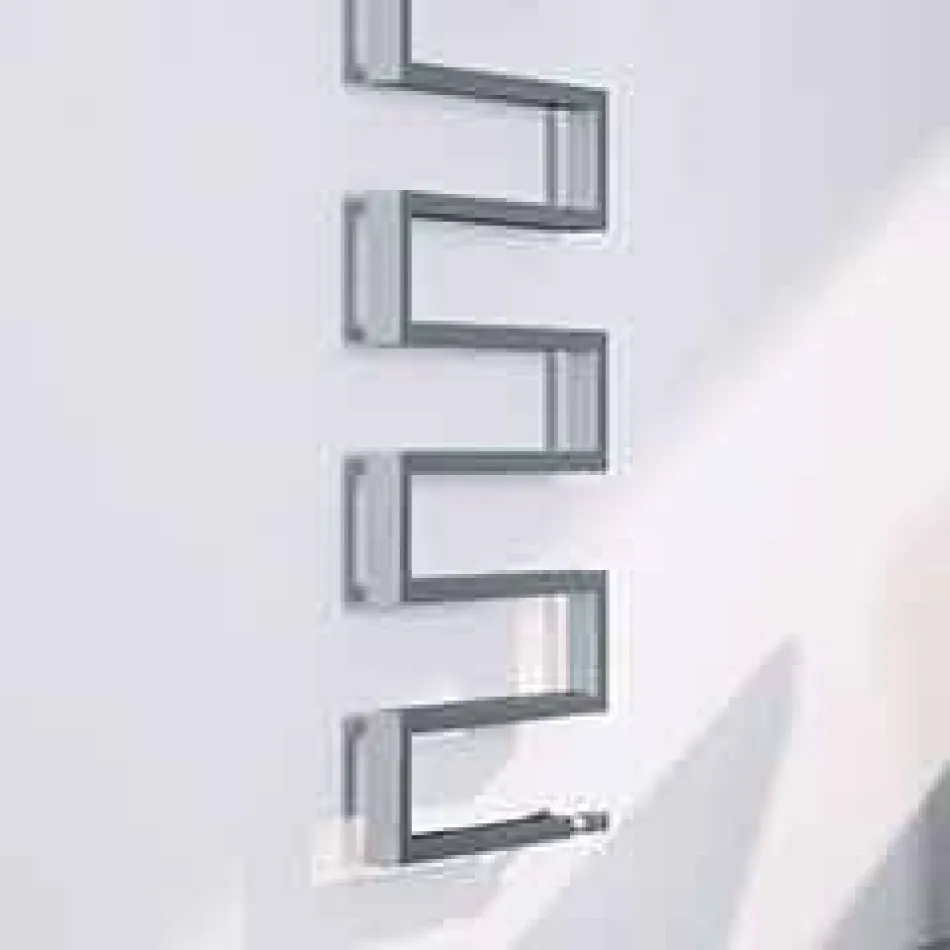 Vertical Hydraulic Thermowell Chrome chrome finish Snake by Scirocco H Viadurini