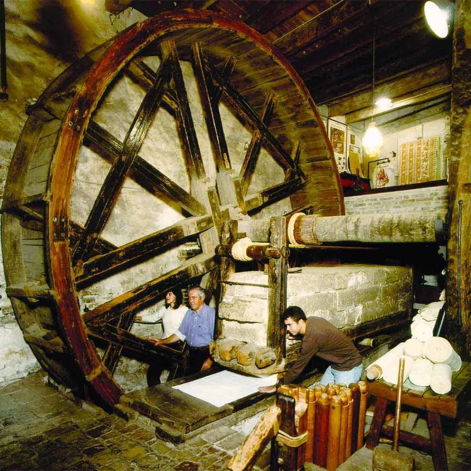 Hand Printed Artistic Tablecloth Unique Piece of Italian Craft - Brands Viadurini