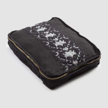 Large Linen and Cotton Cosmetic Bag with Farnese Lace and Zipper, 2 Finishes - Mike Viadurini