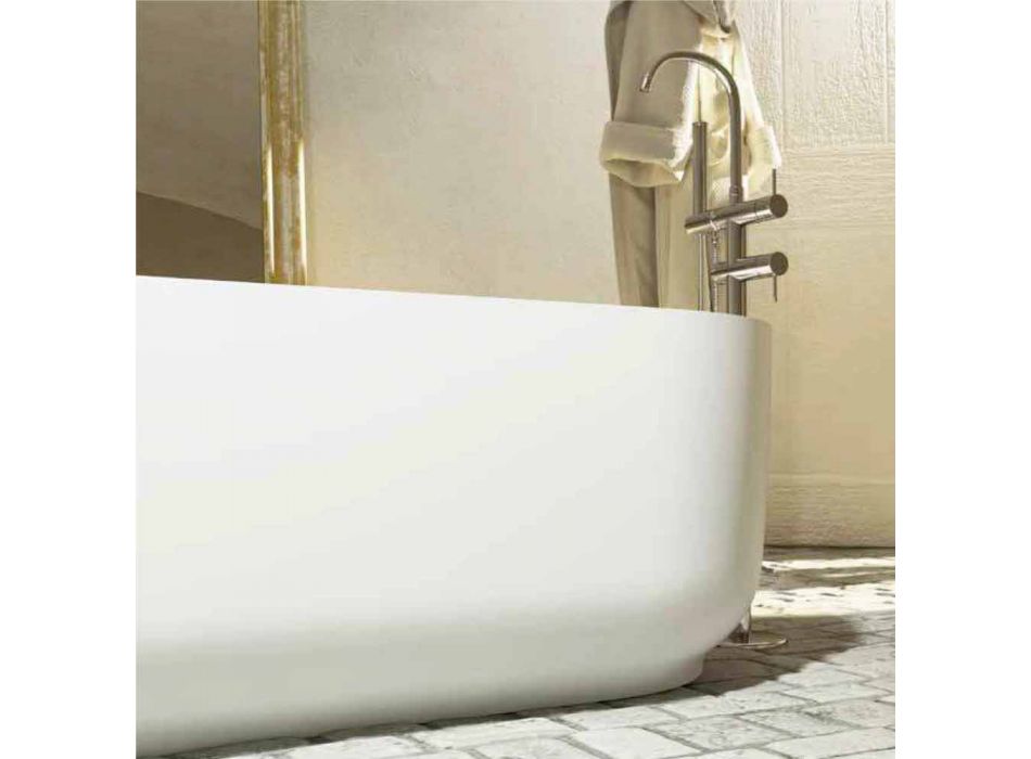 Modern design freestanding bathtub produced in Italy Zollino Viadurini