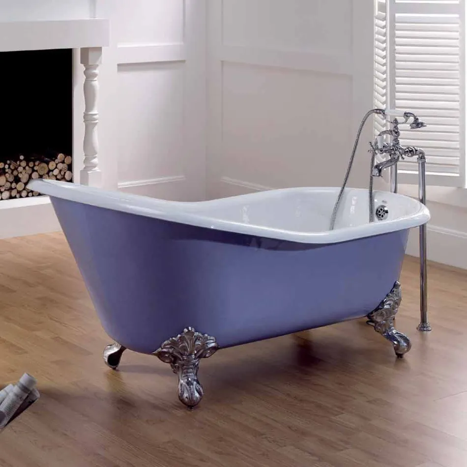 designer bath in cast iron with decorated feet Carrie Viadurini